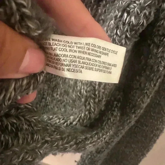 Keren Hart Long Sleeve Hooded Button Up Sweater Size Medium - Picture 3 of 8